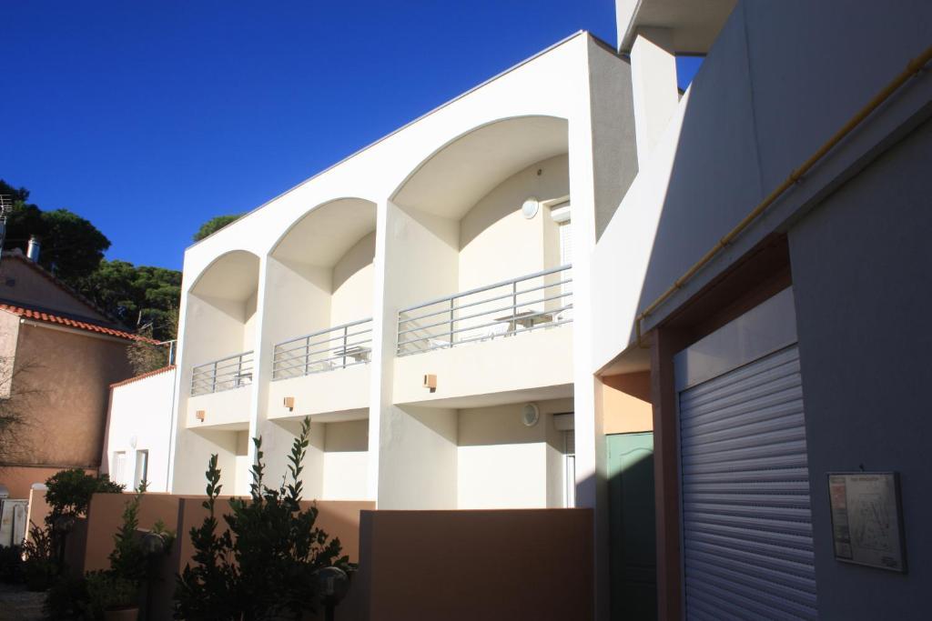 Les Stoechades Aparthotel Hyeres Ruang foto