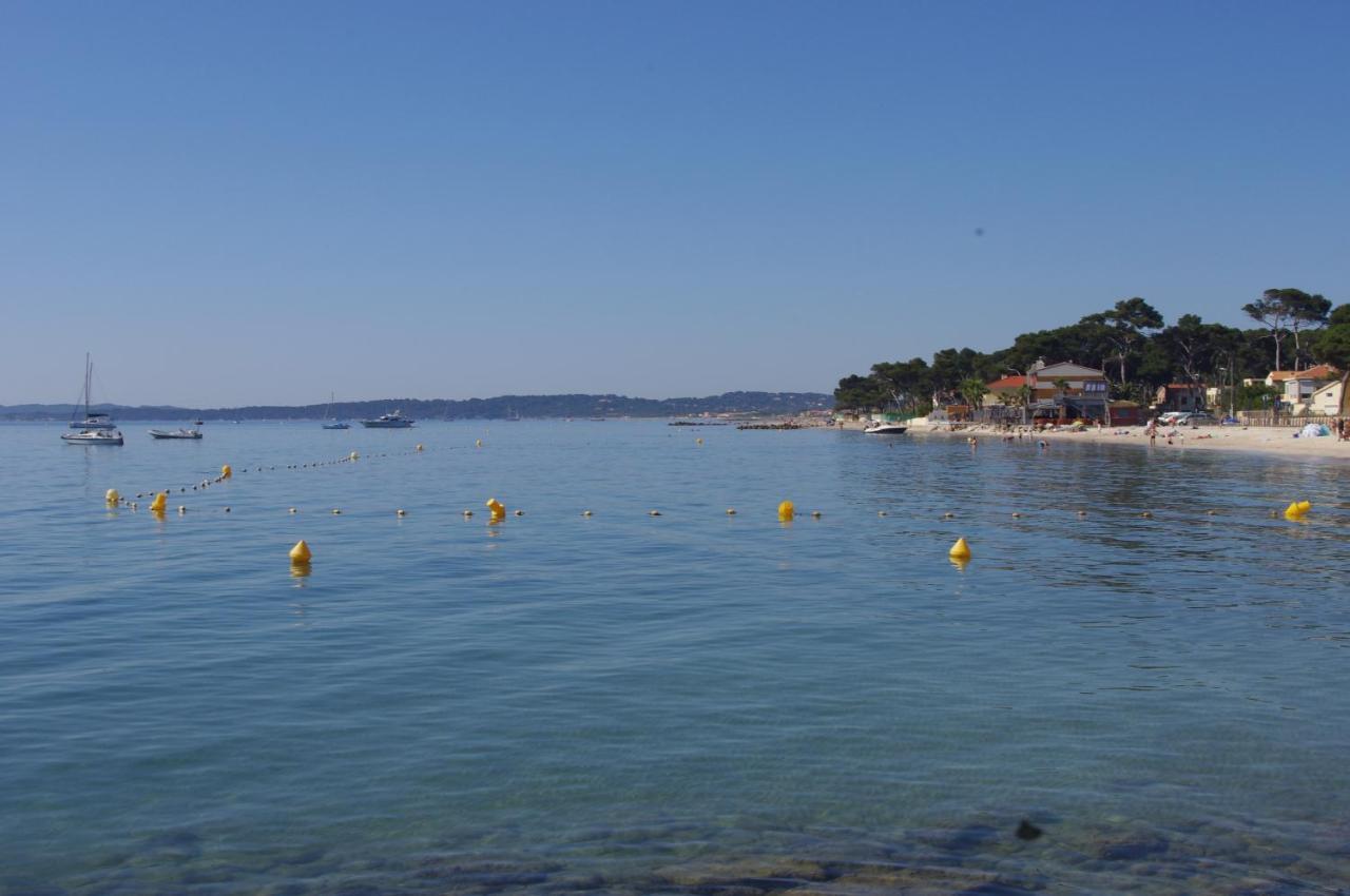 Les Stoechades Aparthotel Hyeres Bagian luar foto